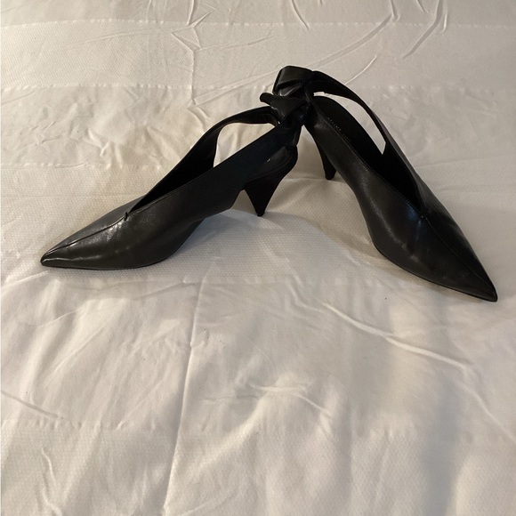 Céline SOFT V NECK SLINGBACK PUMP Black - Picture 12 of 16